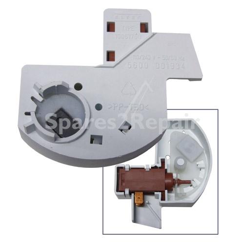Switch - 00166788 Clock [Bosch Siemens]